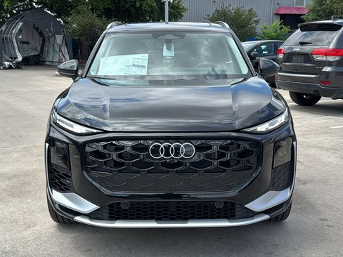 New 2026 Audi Q3 quattro 2.0T AWD/4WD image 2