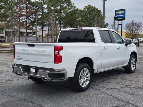Used 2023 Chevrolet Silverado 1500 LTZ image 9