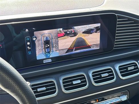 Certified 2025 Mercedes-Benz GLS 450 4MATIC image 19