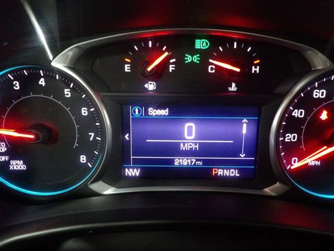 Used 2019 Chevrolet Equinox LT FWD image 18