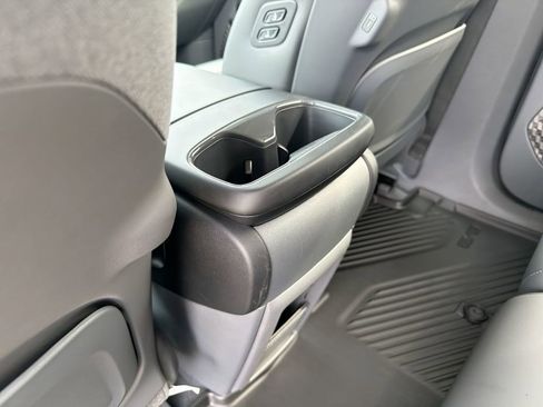 New 2026 Kia EV9 Wind image 25