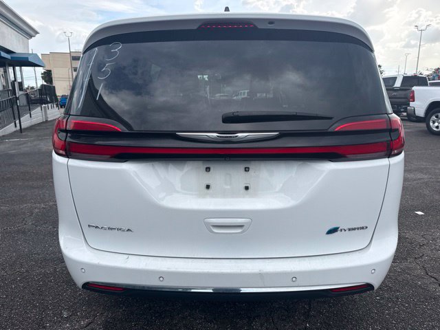 Used 2024 Chrysler Pacifica Limited FWD image 6