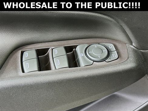 Used 2019 Chevrolet Equinox LT image 19