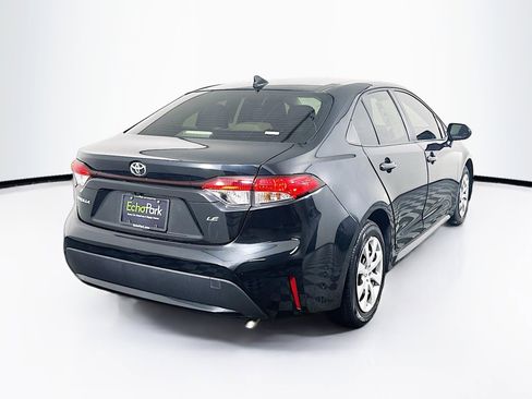 Used 2022 Toyota Corolla LE image 9