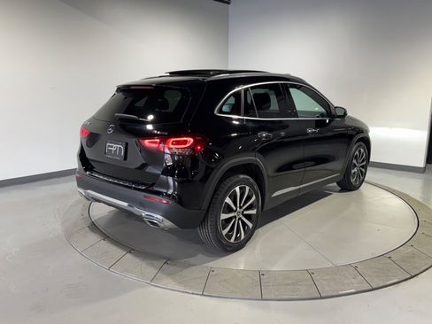 Used 2022 Mercedes-Benz GLA 250 4MATIC image 9