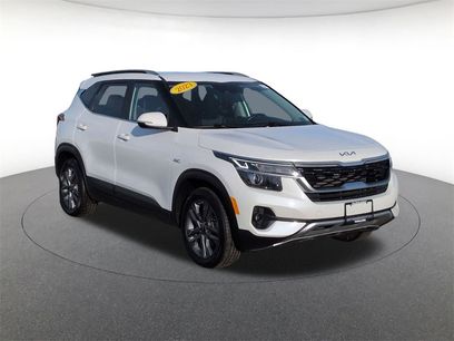 Used 2023 Kia Seltos S w/ Navigation Package