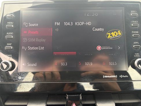 Used 2024 Toyota Camry XSE FWD image 18