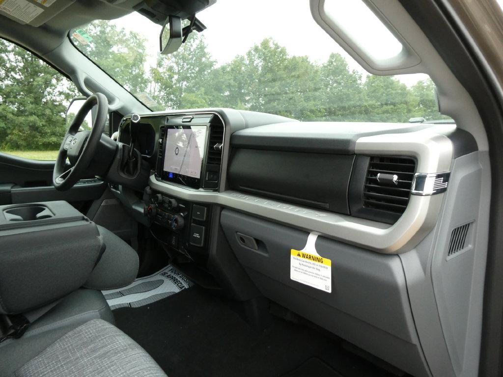 New 2026 Ford F250 XLT w/ XLT Premium Package AWD/4WD image 15