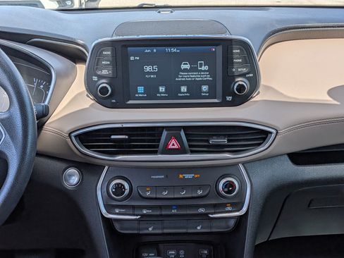 Used 2020 Hyundai Santa Fe SEL FWD image 19