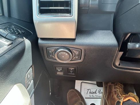 Used 2020 Ford F150 Lariat w/ Equipment Group 501A Mid AWD/4WD image 26