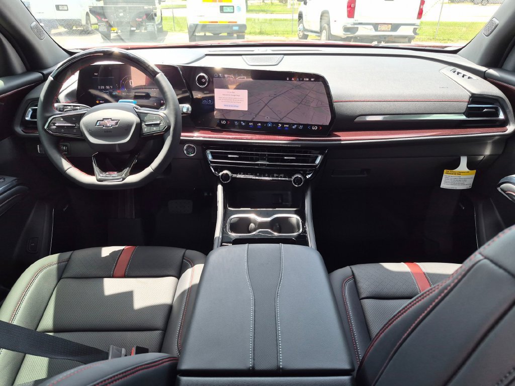 New 2026 Chevrolet Traverse RS w/ LPO, Floor Liner Package FWD image 26