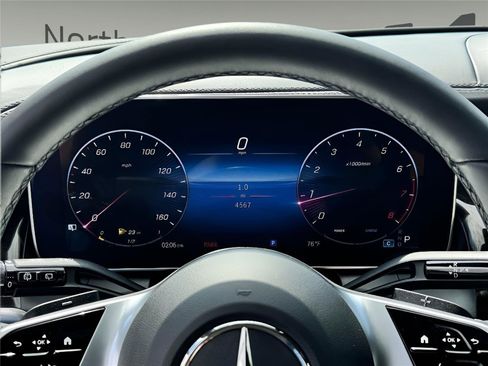 Used 2023 Mercedes-Benz GLC 300 4MATIC image 14