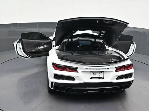 Used 2025 Chevrolet Corvette E-Ray AWD/4WD image 35