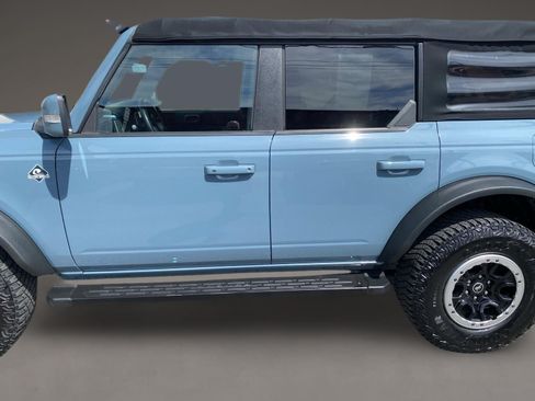 Used 2021 Ford Bronco Outer Banks w/ Sasquatch Package AWD/4WD image 4