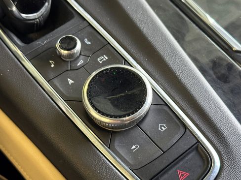 Certified 2024 Cadillac Escalade Premium Luxury image 29