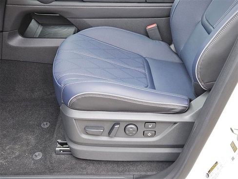 New 2026 INFINITI QX80 SPORT image 14