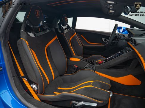 Used 2024 Lamborghini Huracan Tecnica image 22