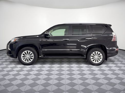 Used 2019 Lexus GX 460 Premium AWD/4WD image 2