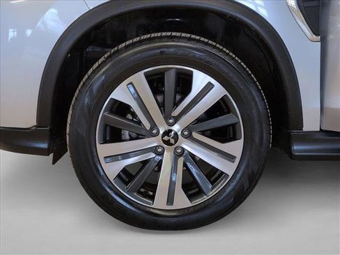 Used 2025 Mitsubishi Outlander Sport AWD image 22