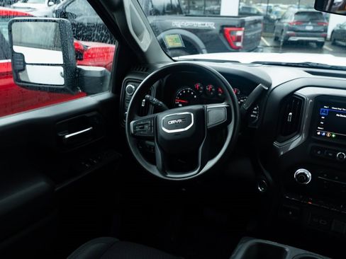 Used 2024 GMC Sierra 3500 Pro image 9