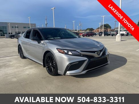 Used 2024 Toyota Camry XSE FWD image 7