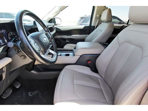 Used 2024 Ford Expedition Max Limited RWD image 6