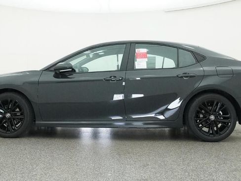 New 2026 Toyota Camry SE FWD image 19