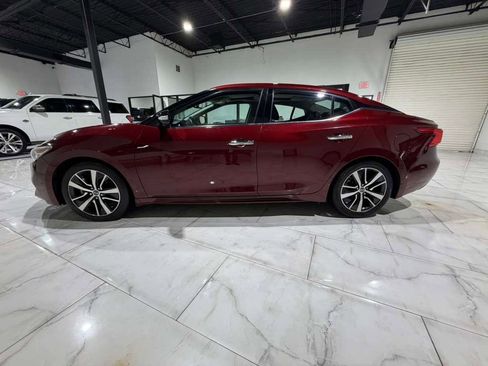 Used 2017 Nissan Maxima Platinum image 5