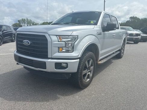 Used 2016 Ford F150 XLT w/ Equipment Group 302A Luxury AWD/4WD image 2