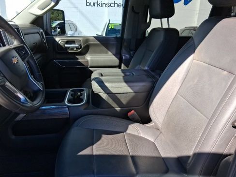 Used 2022 Chevrolet Silverado 3500 LTZ w/ LTZ Convenience Package image 30