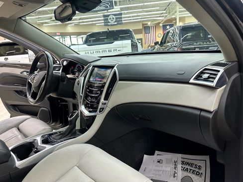 Used 2016 Cadillac SRX Luxury w/ Driver Awareness Package image 38