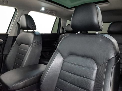 Used 2020 Volkswagen Atlas SEL R-Line AWD/4WD image 14