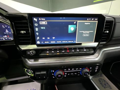 Used 2023 Chevrolet Silverado 1500 LTZ w/ LTZ Convenience Package II AWD/4WD image 22