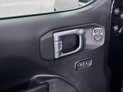 Used 2022 Jeep Wrangler Sport S image 15