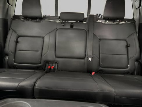 Used 2020 Chevrolet Silverado 2500 LTZ w/ LTZ Plus Package image 19