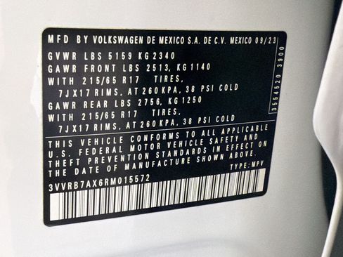 Certified 2024 Volkswagen Tiguan S FWD image 24