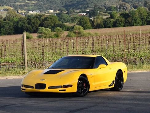 Used 2003 Chevrolet Corvette Z06 w/ Memory Package, 3 Drivers RWD image 14