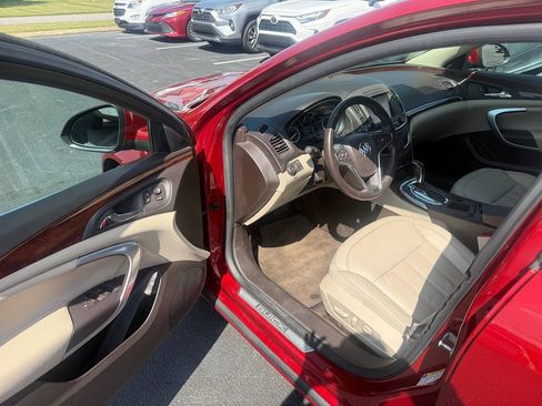 Used 2015 Buick Regal FWD image 8