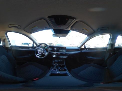 Used 2025 Kia K5 LXS FWD image 42