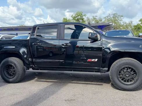 Used 2018 Chevrolet Colorado Z71 RWD image 9