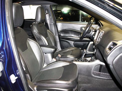 Certified 2020 Jeep Compass High Altitude image 30