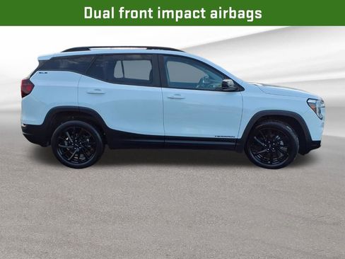 Certified 2023 GMC Terrain SLE w/ Elevation Edition image 32