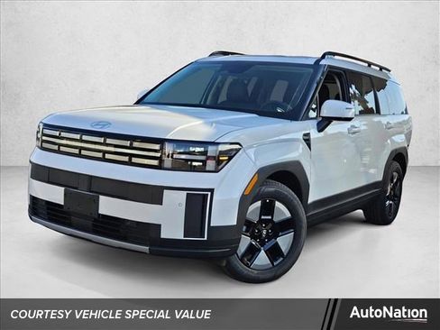 Used 2025 Hyundai Santa Fe SEL image 1