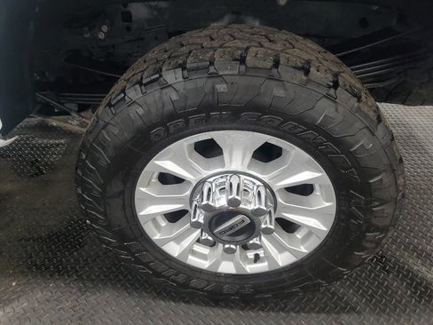 Used 2022 Ford F350 XLT w/ XLT Value Package image 21