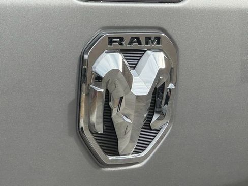 Used 2019 RAM 1500 Big Horn image 13