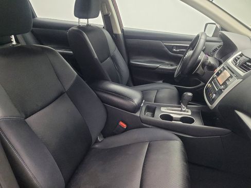 Used 2017 Nissan Altima 2.5 SR image 21
