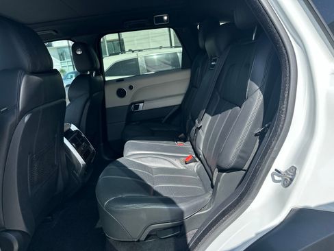 Used 2014 Land Rover Range Rover Sport HSE AWD/4WD image 19