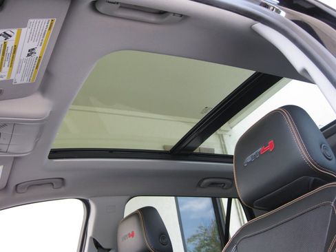 Used 2022 GMC Terrain AT4 AWD/4WD image 24