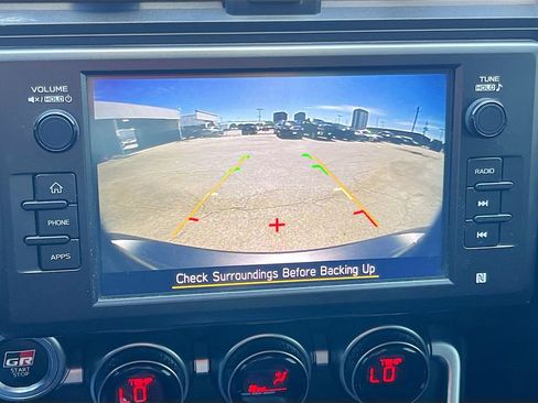 Used 2022 Toyota GR86 RWD image 13
