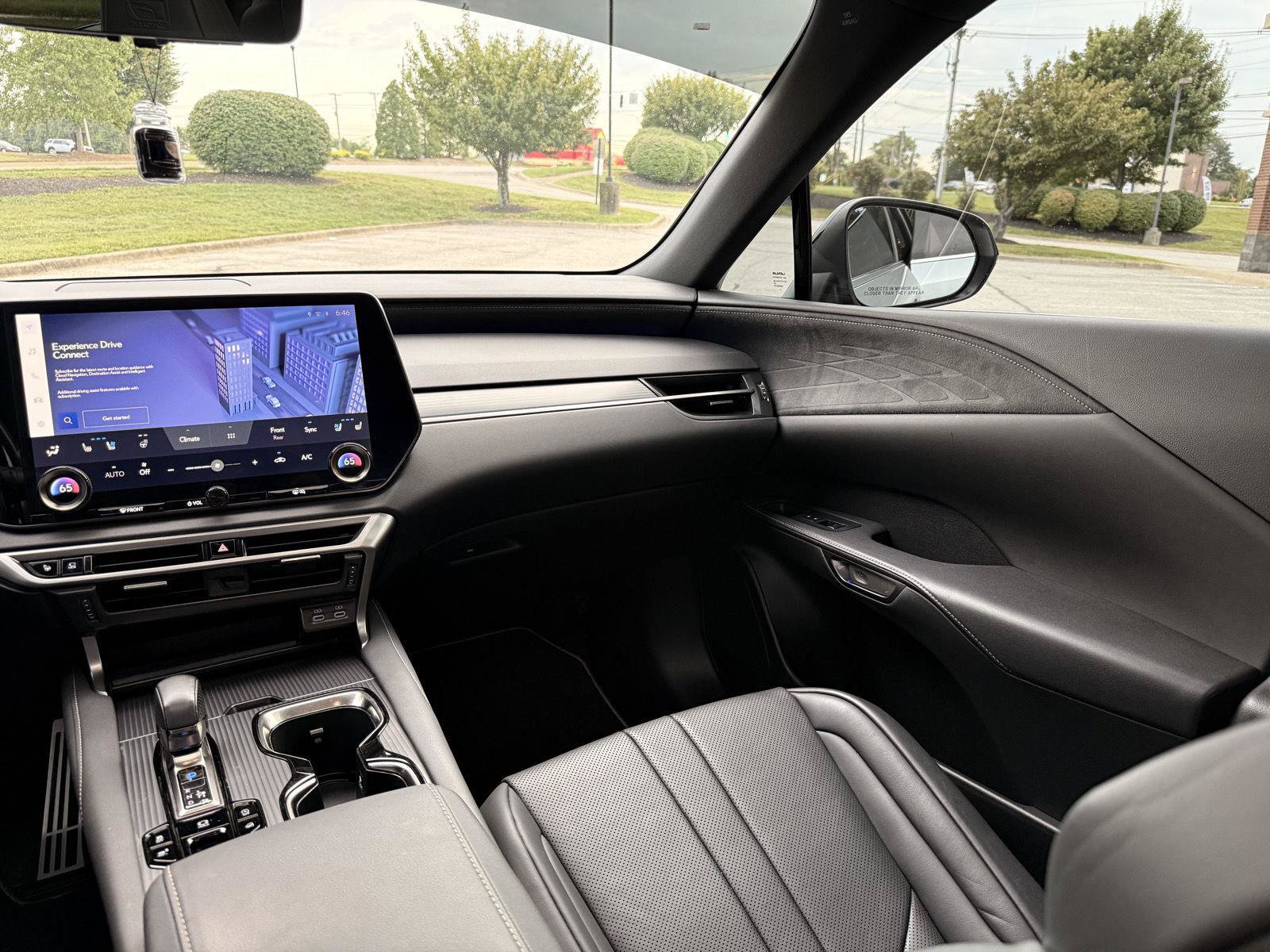 Used 2023 Lexus RX 350 F Sport w/ Cold Area Package AWD/4WD image 39